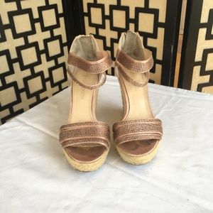Enzo Angiolini Pink Wedges